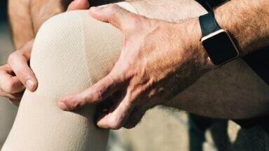 Does Alcohol Contribute to Arthritis? - Chromatography Explores